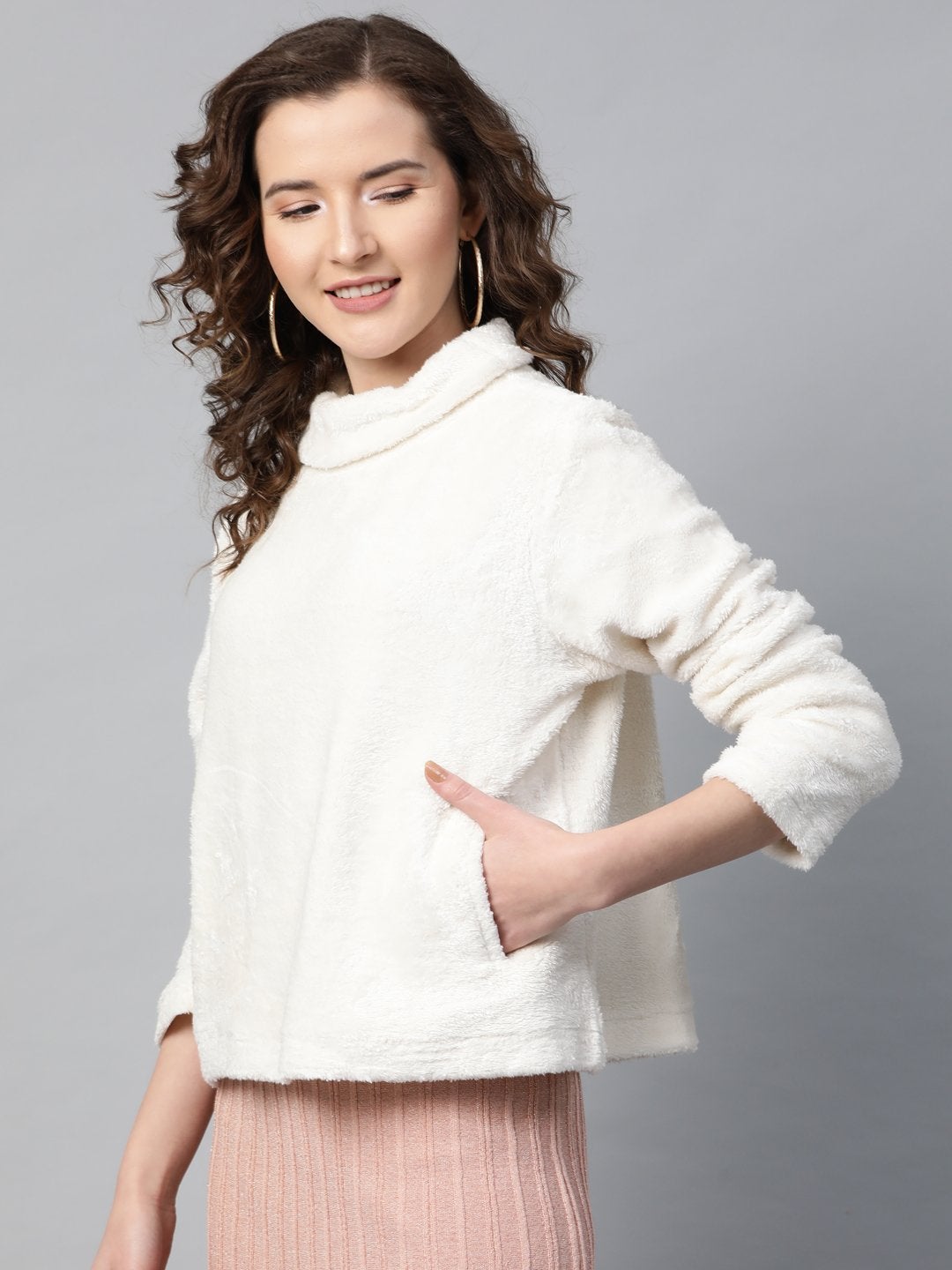 Women's White High Neck Faux Fur Sweatshirt