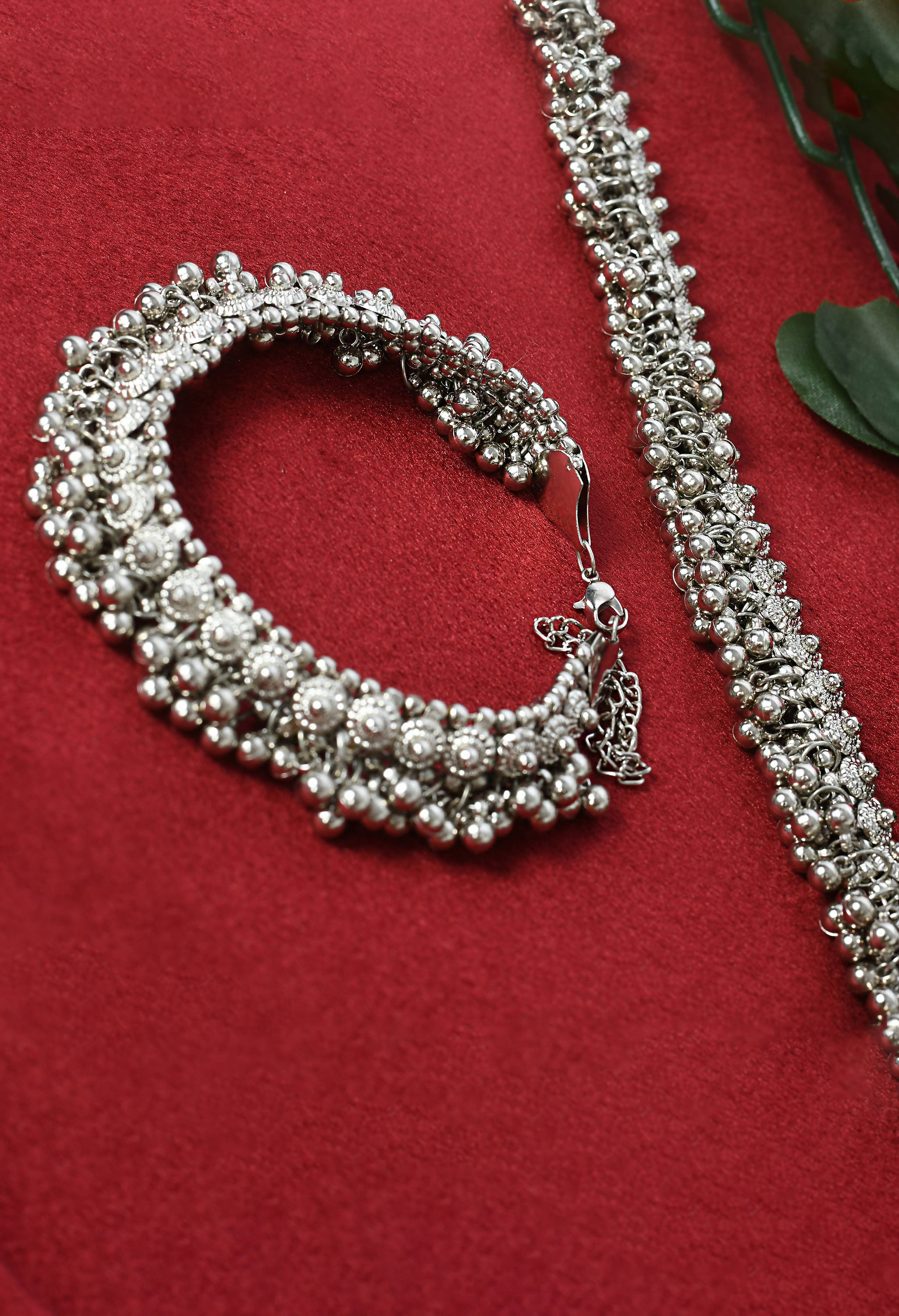 Johar Kamal Traditional Silver color Anklet Pay