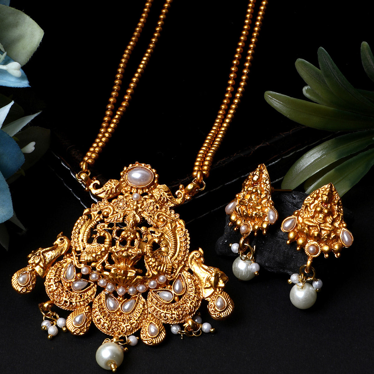 Women's Antique Matte Gold Finish White Stone Studded Temple Jewellery set
