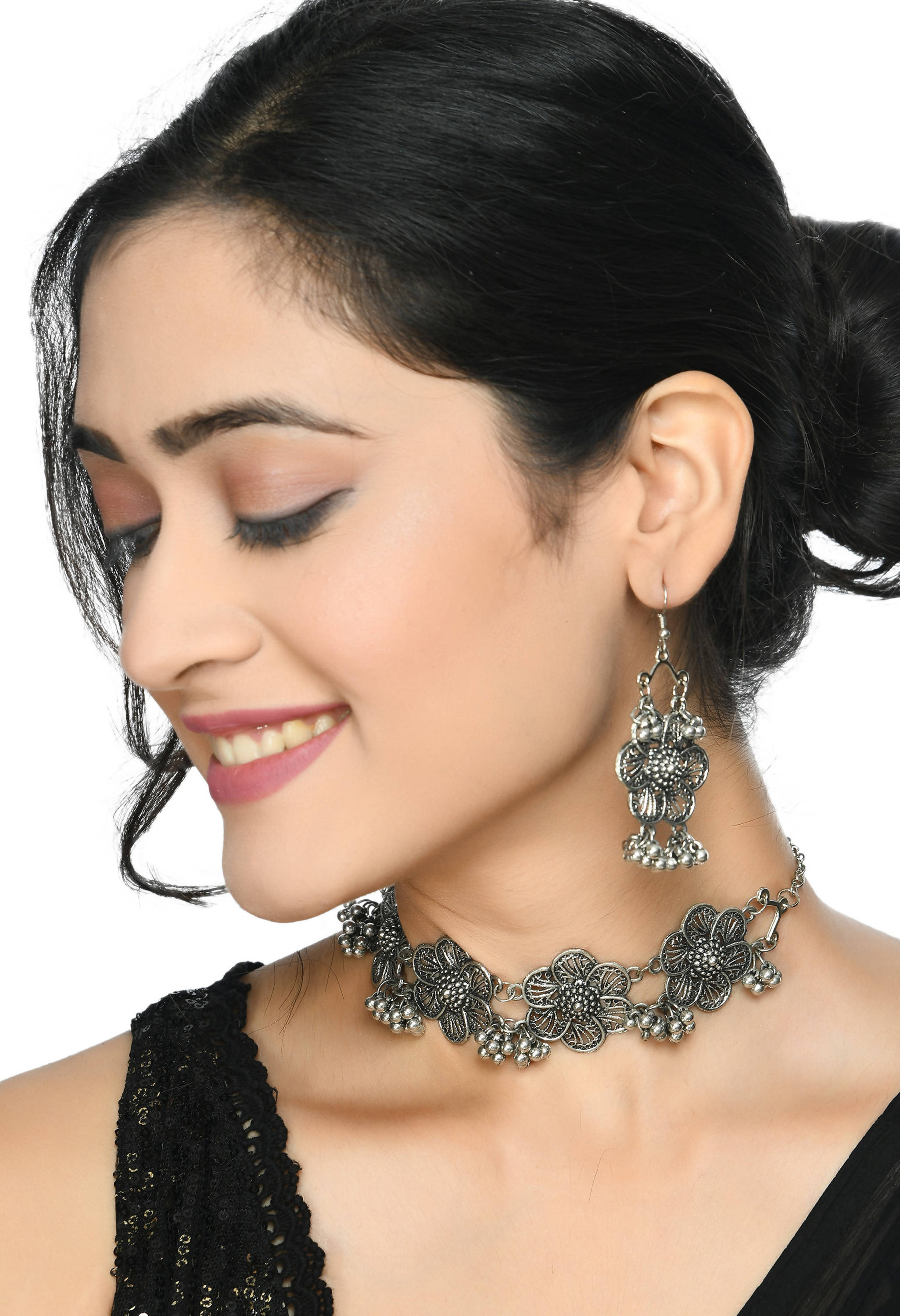 Trendia Silver color Oxidised Necklace Set With Gh