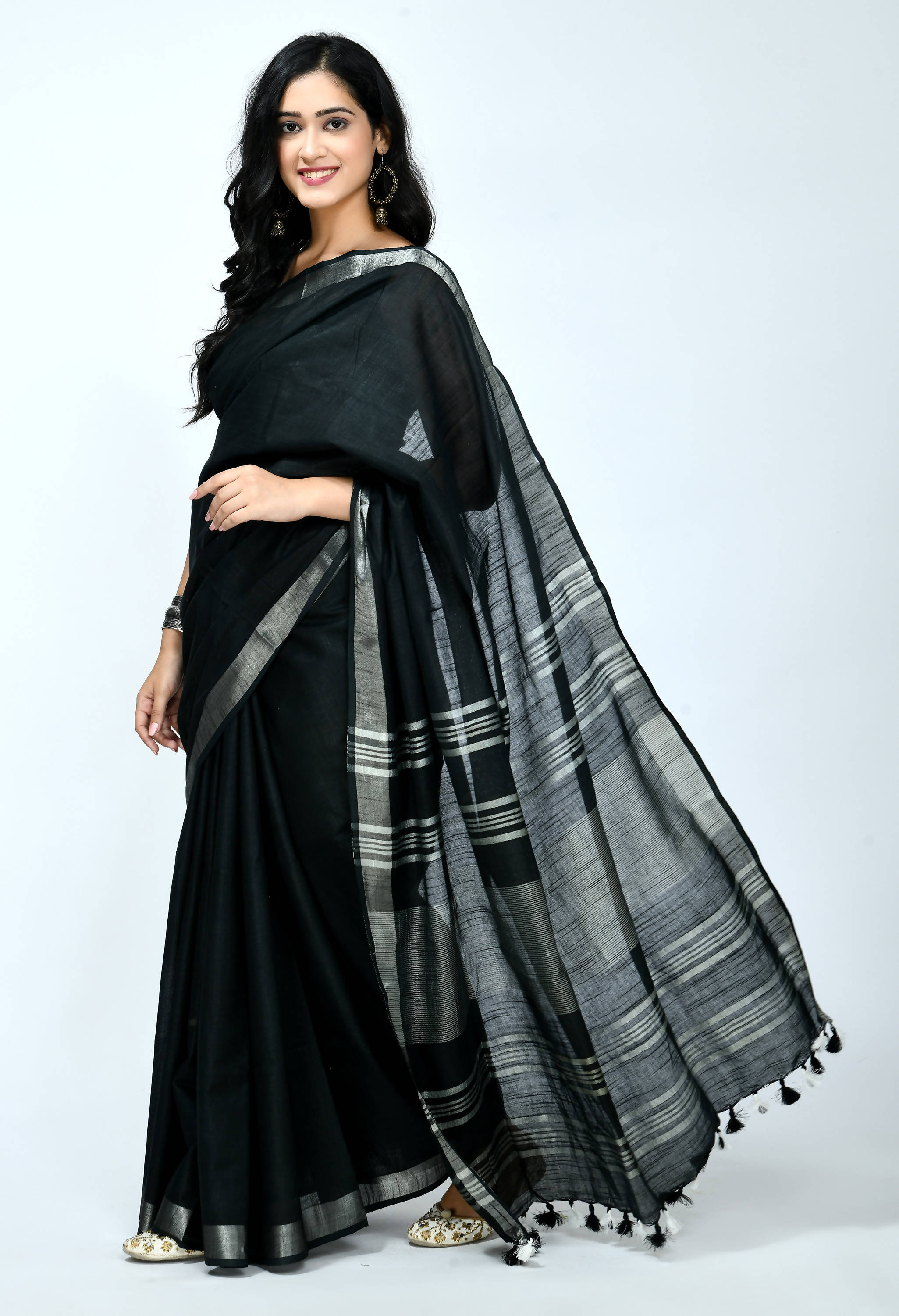 Women's Bhagalpuri Handloom Cotton Black Color Saree Mfsaree_031