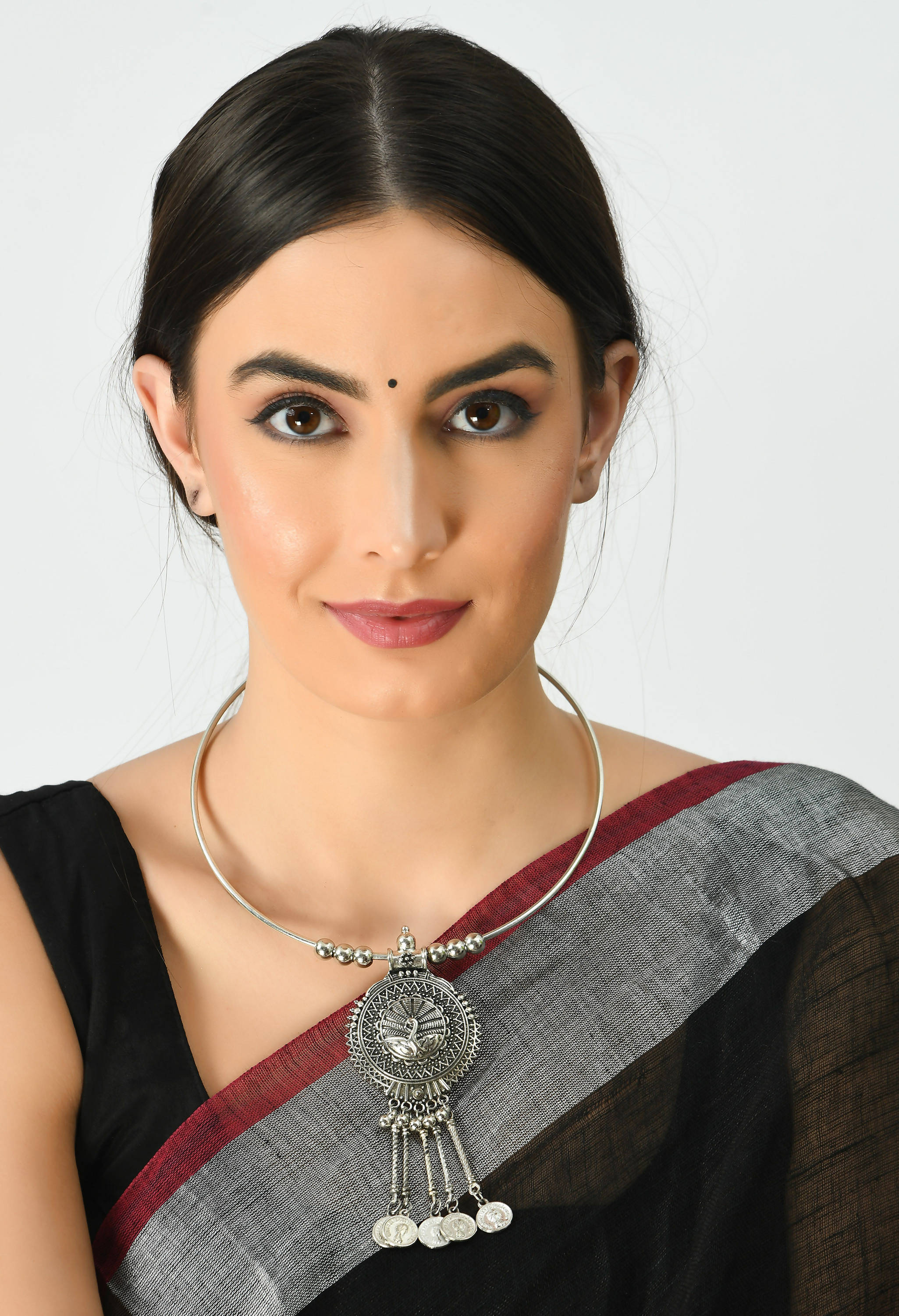 Kamal Johar Silver-Plated hasil style nec